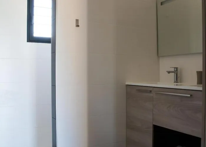 بيت للعطل Contemporary With Pool In Sommières